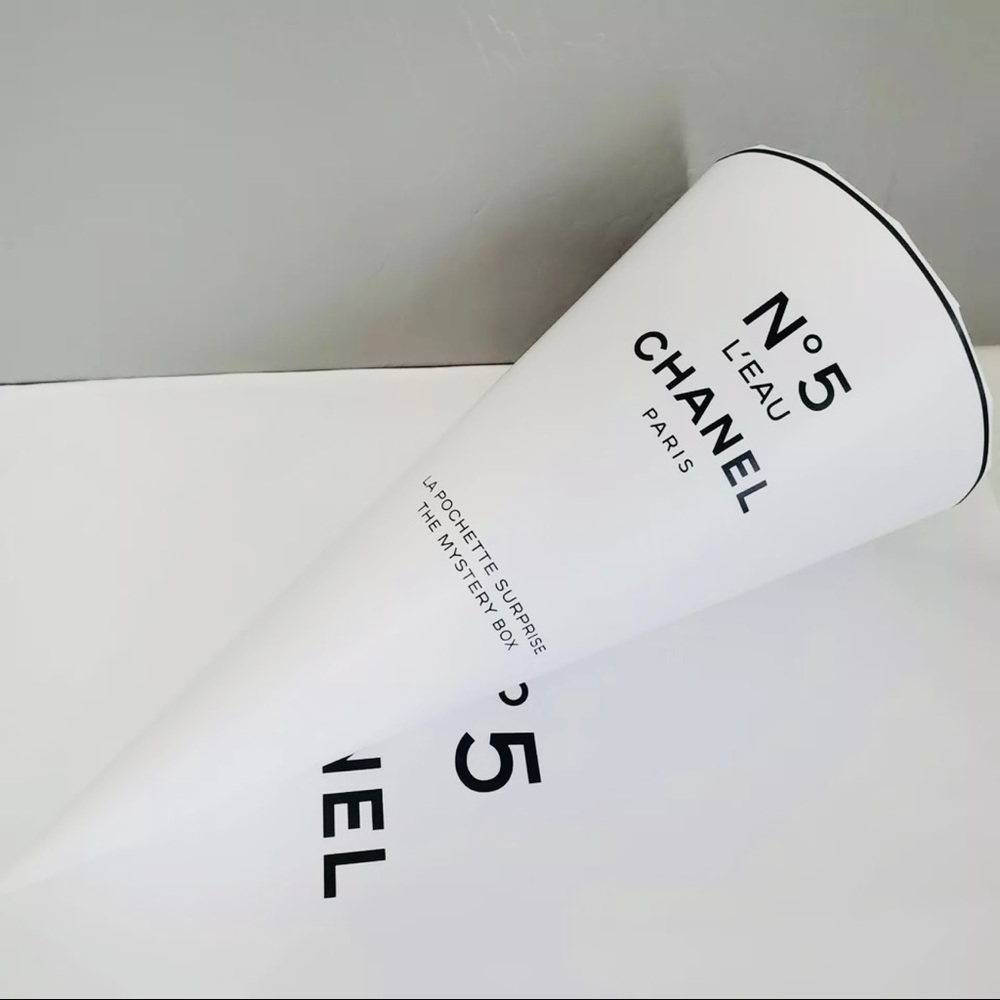 Chanel N°5 L’EAU The Mystery Box – Factory 5 *NEW